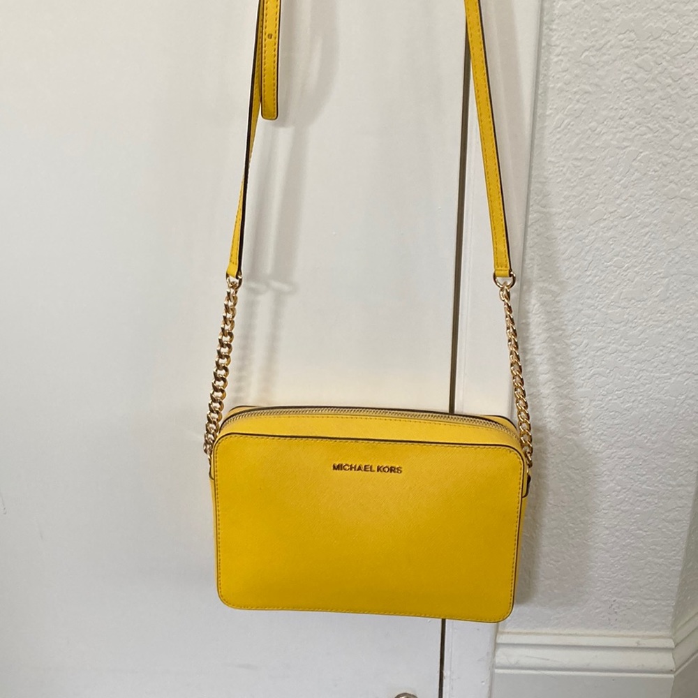 Michael Kors Leather Jet Set Cross Body
